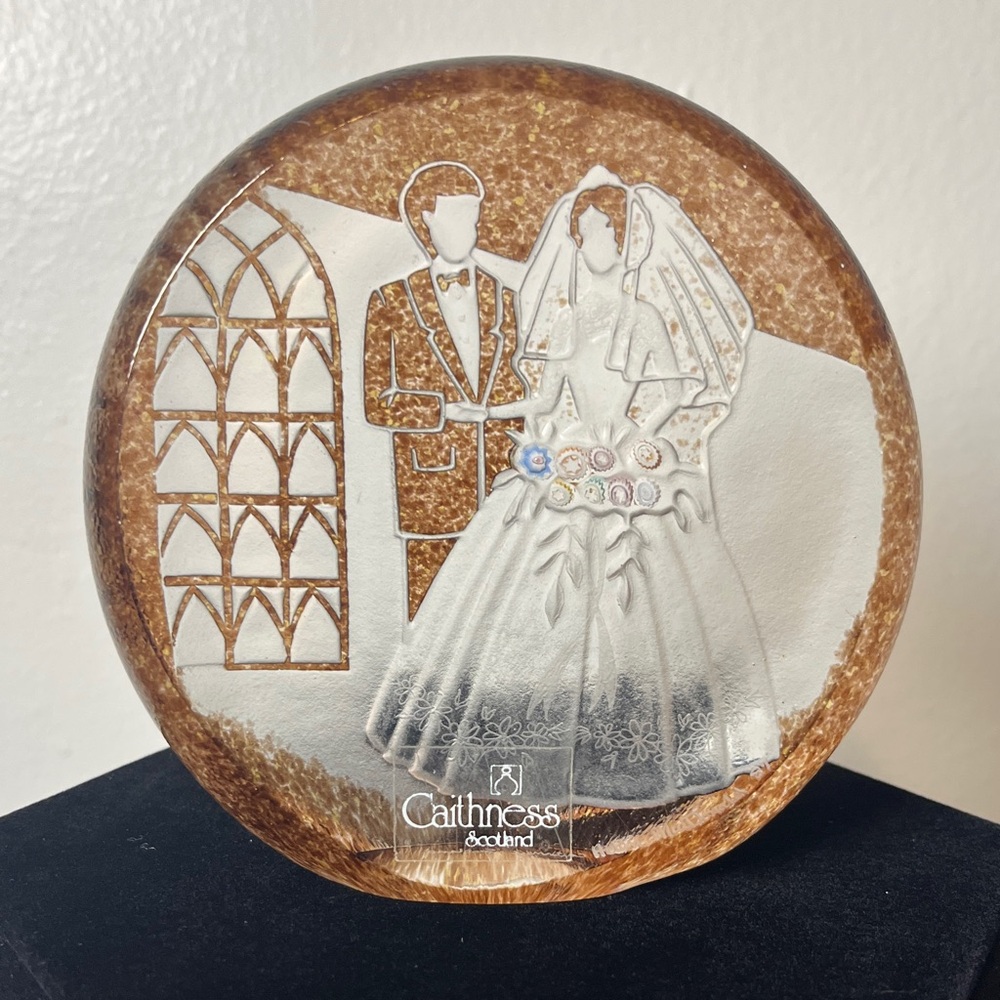 Caithness Scotland Glass Wedding Bride Groom‎ Paperweight Vintage Signed Dated
